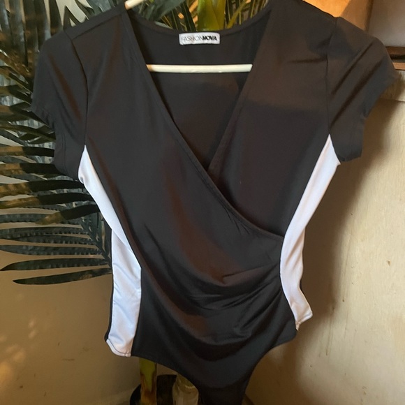 Fashion Nova Black and White Bodysuit - Picture 3 of 5